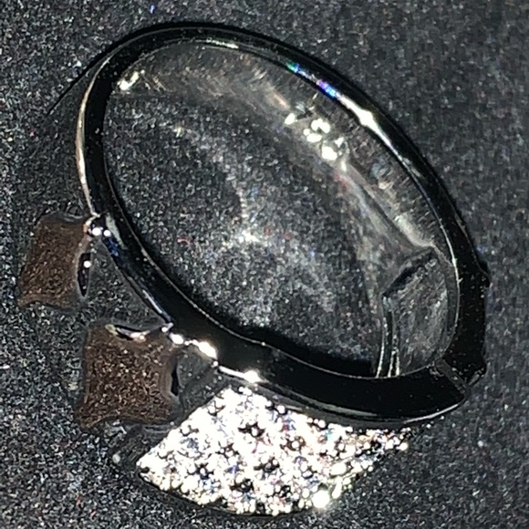 Sterling silver cluster ring